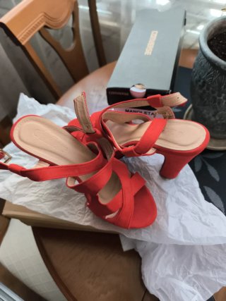 Sandalias rojas talla 39