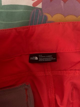 The North Face Pantalones Cortos Coral