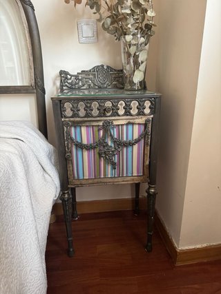 Dormitorio antiguo completo