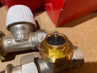 Lote 4 Válvulas Honeywell + Cabezales Termostático