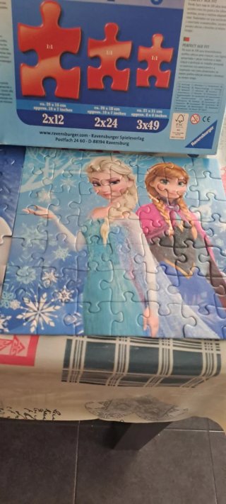 Puzzle Ravensburger Frozen 3x49 + Mini Poster