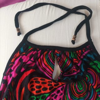 Vestido largo estampado psicodélico.