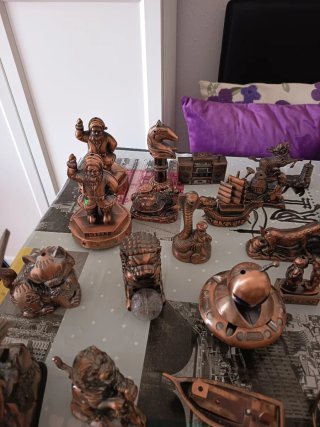 Colección encendedores cobre figuras