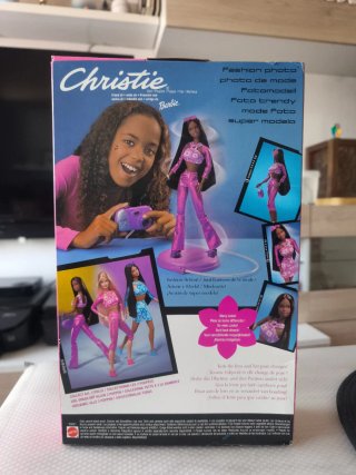 Muñeca Christie Amiga de Barbie Fashion Photo