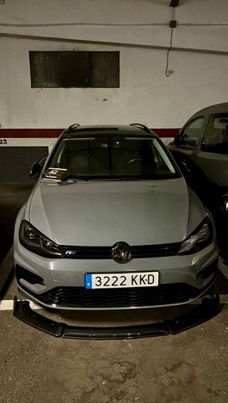 Volkswagen Golf 2018 | Familiar | 150c.v | R-Line