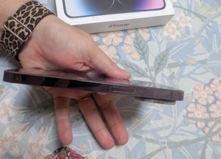 iPhone 14 Pro Gris/Morado