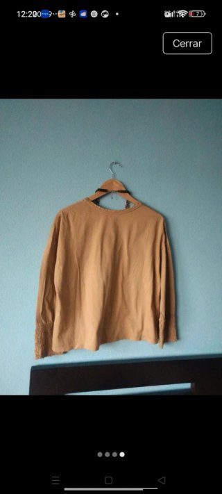 Camiseta beige manga larga