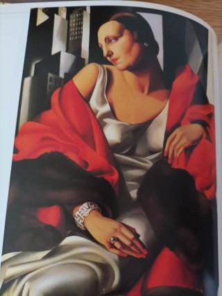 Foto libro Tamara de Lempicka. Textos en italiano.