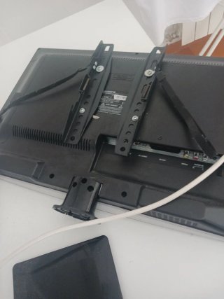 Televisor BLU:sens Negro Pequeño