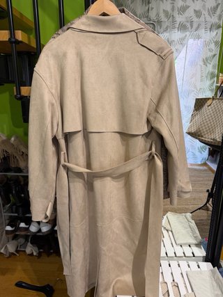Gabardina Zara efecto ante beige Talla M