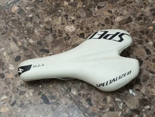 Sillines Specialized y San Marco