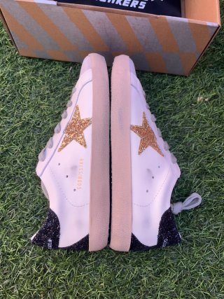 Golden Goose Superstar Blanco y Dorado