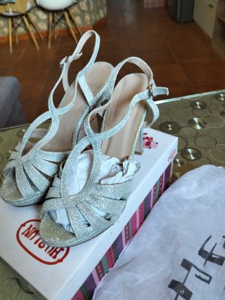 Sandalias de fiesta plateadas talla 36
