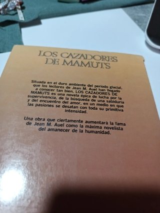 Los cazadores de Mamuts,jean M. Auel 1991