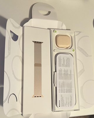 Apple Watch Series 10 GPS Celular Titanio Oro 42mm