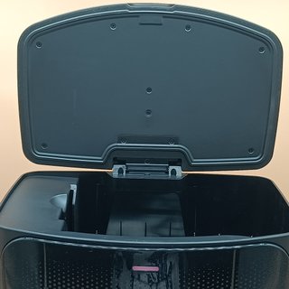 - Cecotec robot aspirador láser multifunción