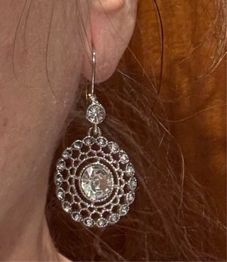 Pendientes vintage con pedrería