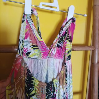 Vestido largo estampado tropical