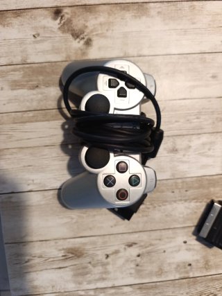 PlayStation 2 Plata con Accesorios