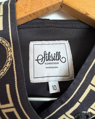SikSilk Sudadera Crop Negra Talla XS