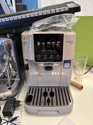 Cafetera Superautomática De'Longhi Magnifica Start