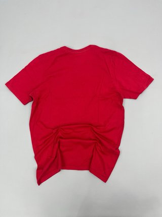 Camiseta Nike Roja Swoosh Grande