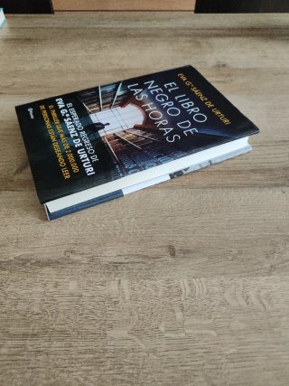 El Libro Negro de las Horas