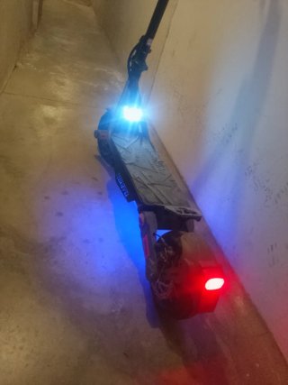 Patinete Eléctrico Casi Nuevo