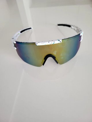 Gafas de sol tornasoladas