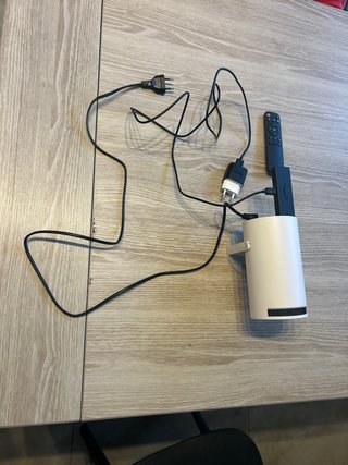 Proyector Portátil HPPUS 1080p Full HD