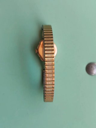 Orologio donna vintage Venus oro