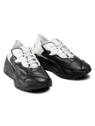 Zapatillas Just Cavalli Talla 41 Negras y Blancas