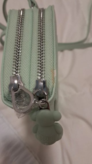 Bolso Tous bandolera verde claro.