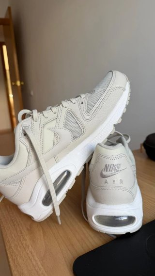 Nike Air Max Command Beige/Blanco