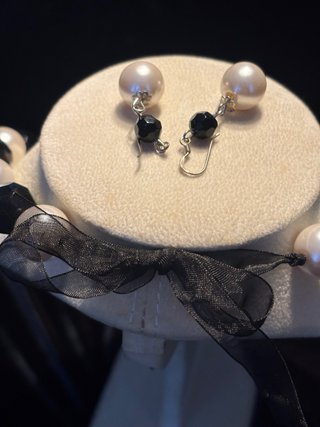 Conjunto Collar y Pendientes Perlas