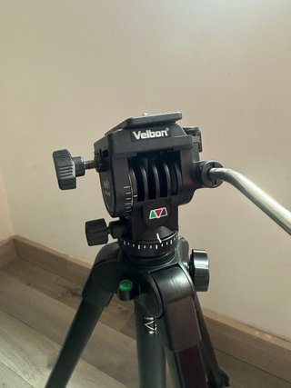 Trípode Velbon Videomate 438 nuevo