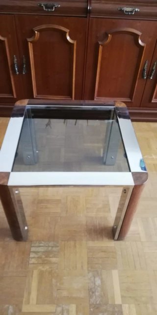 Mesa auxiliar cuadrada cristal y madera