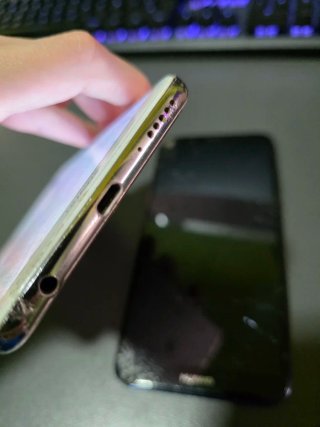 Confezione Huawei Y7 2018 (Nero e Bianco)