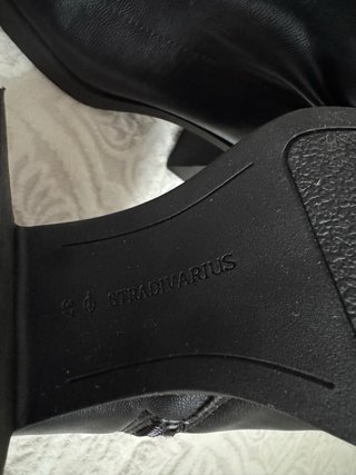 Botas Stradivarius Talla 37 Negras