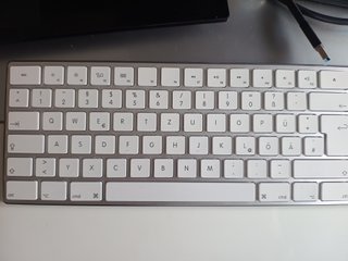 Teclado Bluetooth Aluminio QWERTZ Plata