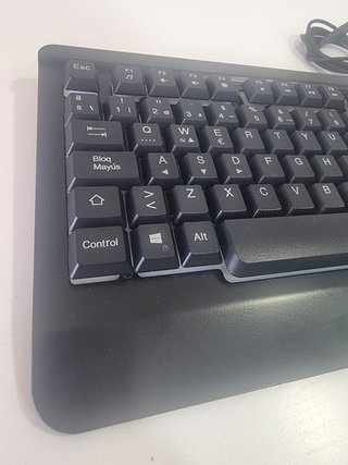 Teclado Gaming NETWAY Retroiluminado RGB