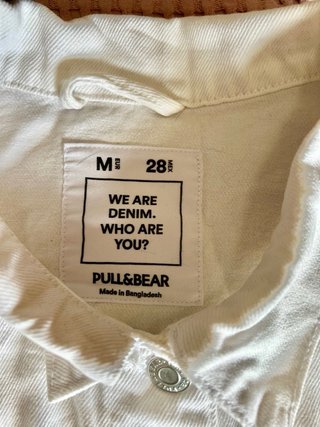 Cazadora Vaquera Blanca Pull&Bear Talla M