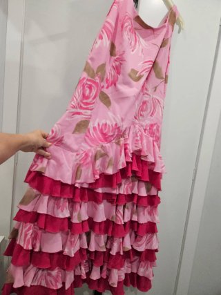 Vestido largo flamenco volantes rosa