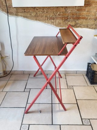 Escritorio plegable, The Masie, metal y madera