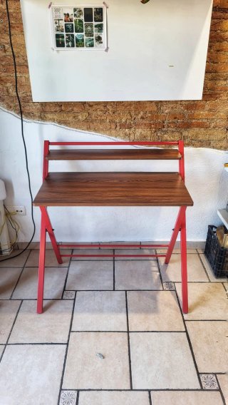 Escritorio plegable, The Masie, metal y madera