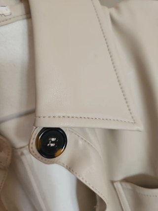 Chaqueta Zara Beige
