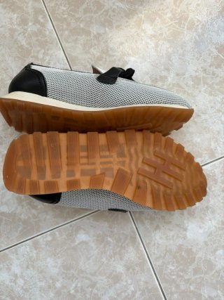 Zapatillas Hispanitas Blancas y Negras