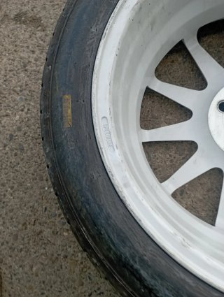 Llanta Speedline Turini 16 Renault con Slick Hanko