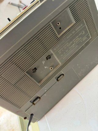 Radio Casete Sanyo M2402-4F
