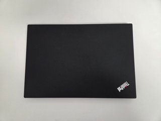 Portatil Lenovo T490s i5 / 8GB RAM / 500GB NVMe